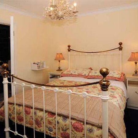 Kilbrack House B&B Голуей Екстериор снимка
