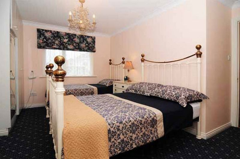 Kilbrack House B&B Голуей Екстериор снимка